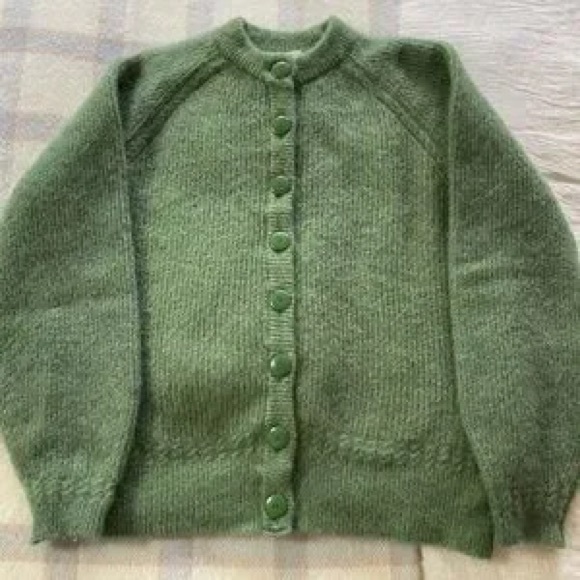 ISO - Sézane Laurel Green Othello Cardigan - Picture 2 of 2